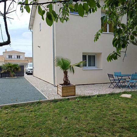 Appartamento L'Echappee Belle Bessines Esterno foto